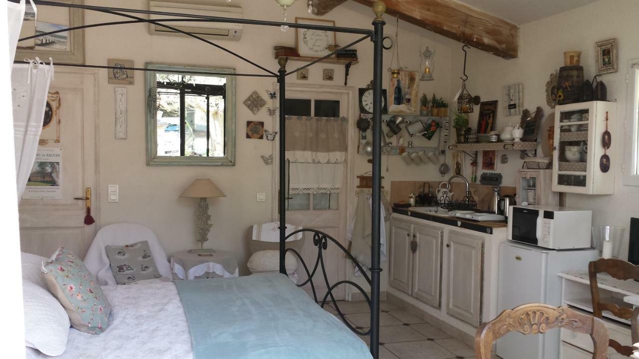 L'Oustalet Lejlighed La Tour-dʼAigues Eksteriør billede